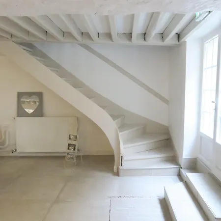 Vandrarhem Chateau Des Ayes - &